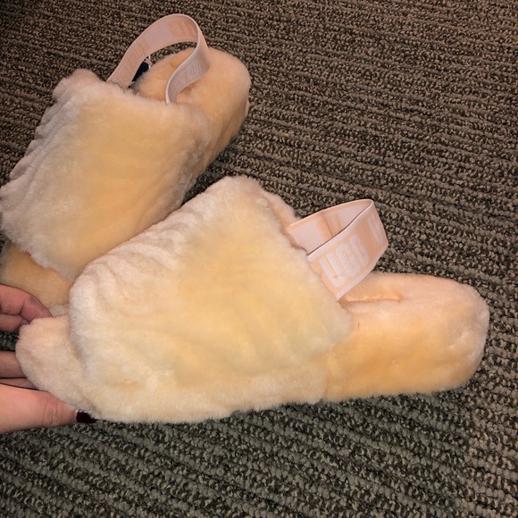 UGG Shoes - Ugg Peach fluffy Slipper